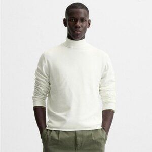 NWT Zara Men’s Cream Turtleneck Lightweight Sweater NWT Men’s Size XL